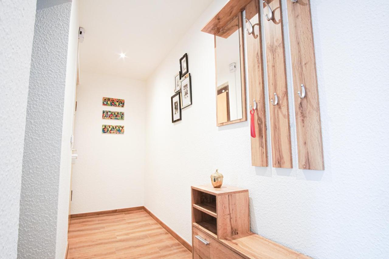 Apartment I Wi-Fi I Parkplatz I Balkon Essenfusion Buitenkant foto
