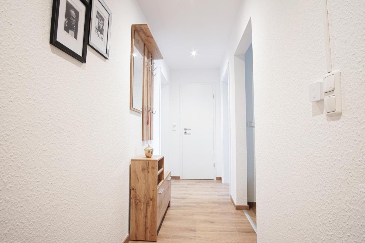 Apartment I Wi-Fi I Parkplatz I Balkon Essenfusion Buitenkant foto